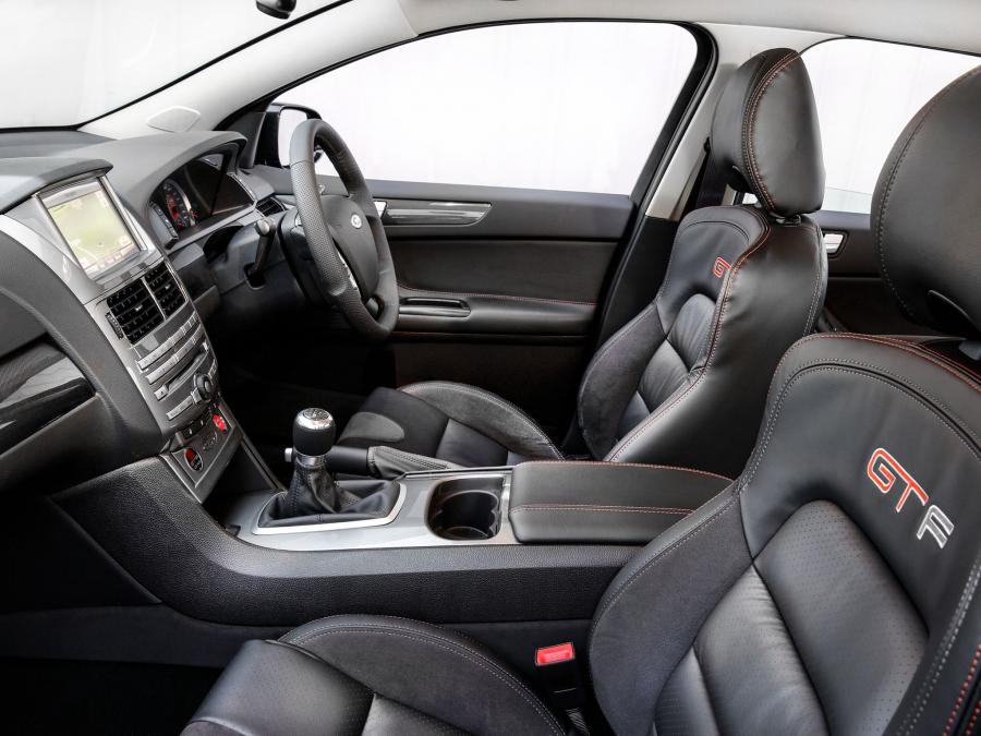 Интерьер FPV GT F 351 2014 года  (фото 16 из 25)